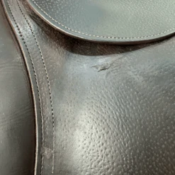 CWD 2GS 18" Used Close Contact Saddle 11 CWD 2GS 18" Used Close Contact Saddle -Farm House Tack Store 00c8b58be9c36ffb545bfc74c9b32eb3