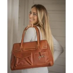 Penelope Maelys Bag 18 Penelope Maelys Bag -Farm House Tack Store 07d3625baeb2d29e81099587b5548c2f