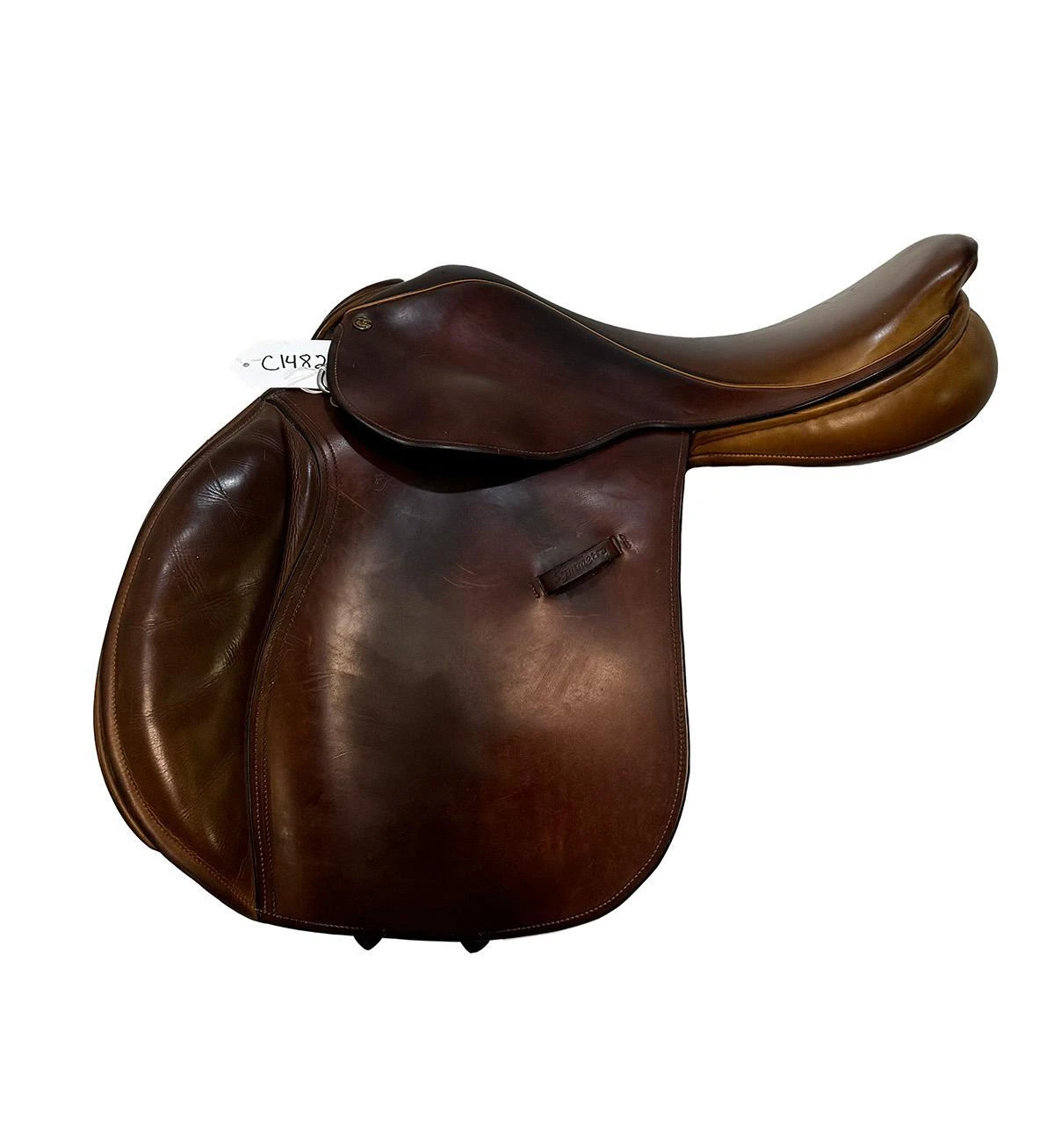 County Saddlery Symmetry 17.5" Used Close Contact Saddle 3 County Saddlery Symmetry 17.5" Used Close Contact Saddle