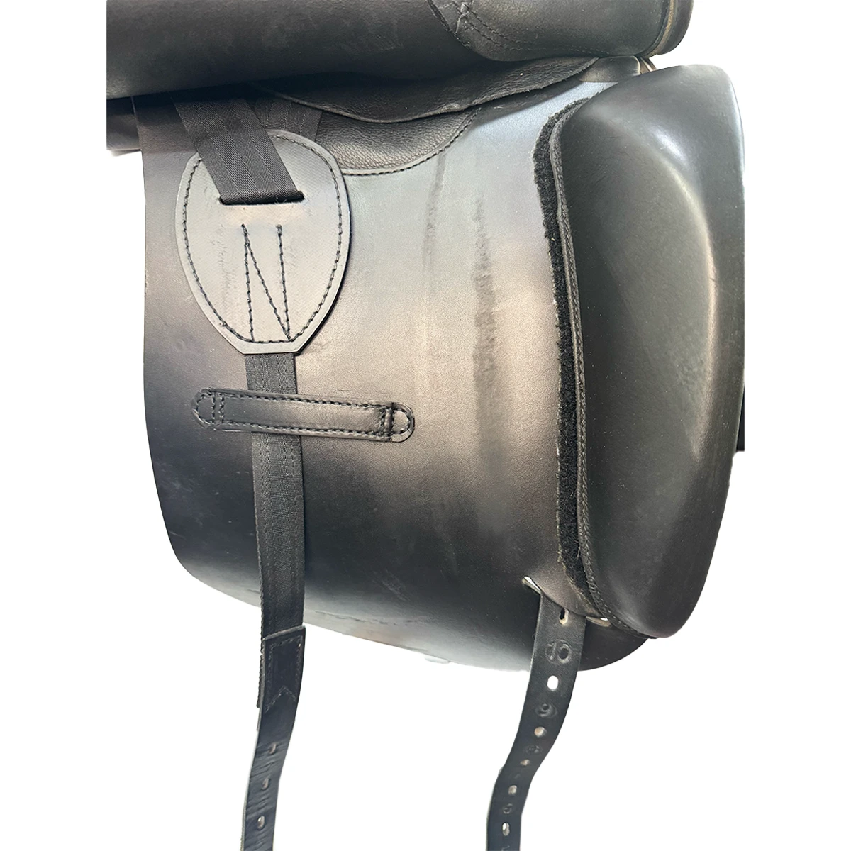 Prestige XD2 17" Used Dressage Saddle 7 Prestige XD2 17" Used Dressage Saddle - Image 5