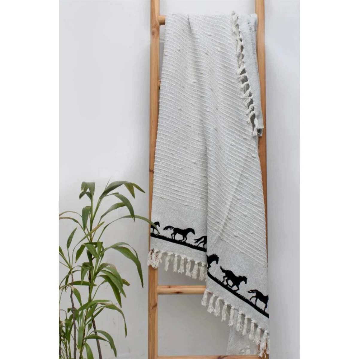 AWST Int'l Cotton Throw With Horses 4 AWST Int'l Cotton Throw With Horses - Image 2