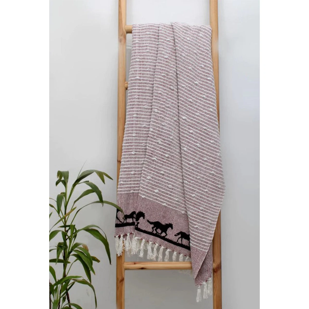 AWST Int'l Cotton Throw With Horses 5 AWST Int'l Cotton Throw With Horses - Image 3