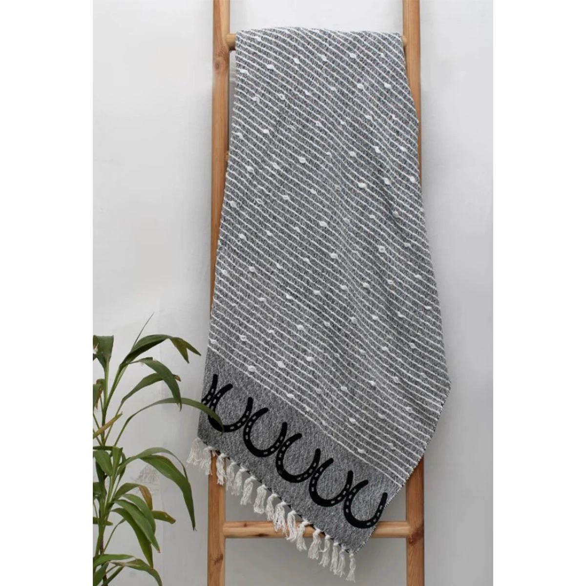 AWST Int'l Cotton Throw With Horseshoes 3 AWST Int'l Cotton Throw With Horseshoes