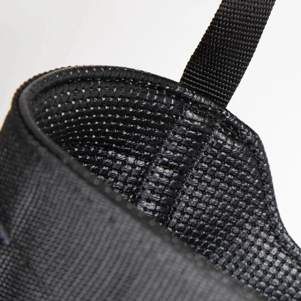 FreeGraze Comfort Grazing Muzzle 6 FreeGraze Comfort Grazing Muzzle - Image 4