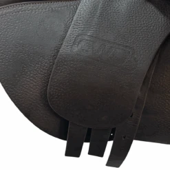 CWD SE02 16.5" Used Close Contact Saddle -Farm House Tack Store 75695ddf be0f 4803 b640 2cf26b9c6695