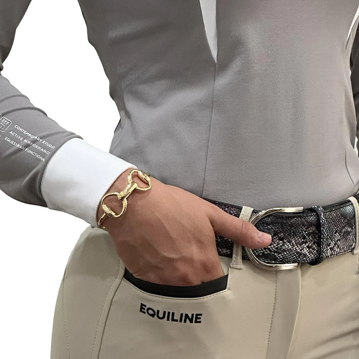 Capucine De Wulf Equestrian Snaffle Bit Link Cuff 5 Capucine De Wulf Equestrian Snaffle Bit Link Cuff - Image 3