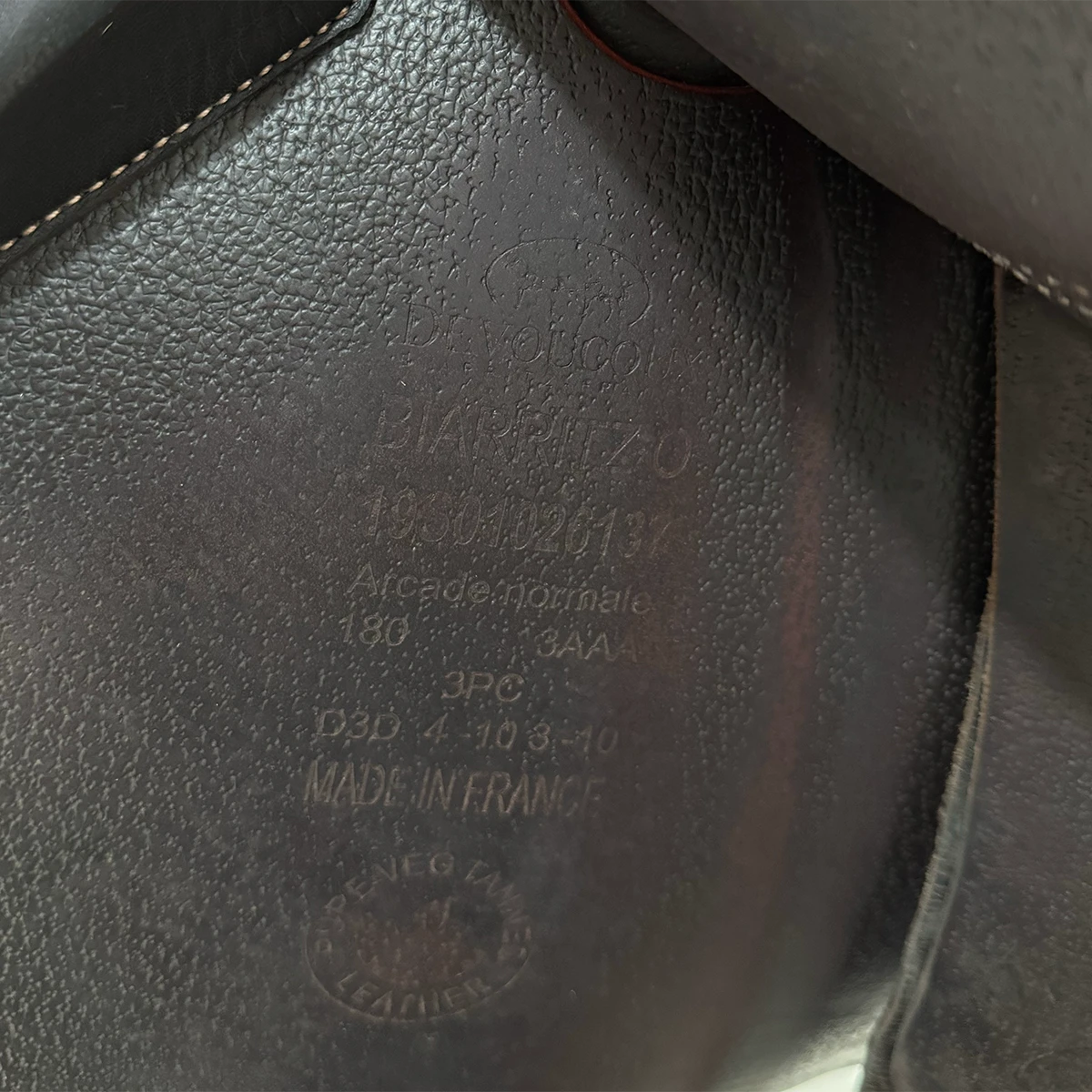 Devoucoux Biarritz O 18" Used Close Contact Saddle 6 Devoucoux Biarritz O 18" Used Close Contact Saddle - Image 4