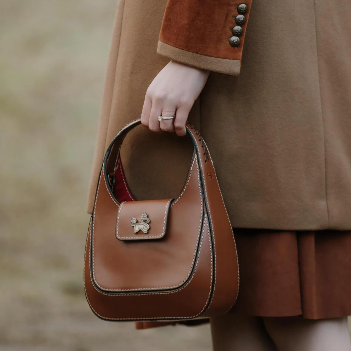 Welligogs Women's Phillipa Leather Handbag 11 Welligogs Women's Phillipa Leather Handbag - Image 9