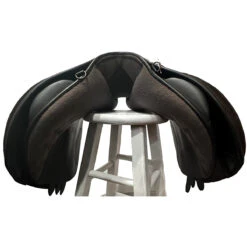 Black Country Ricochet 17" Used Close Contact Saddle 8 Black Country Ricochet 17" Used Close Contact Saddle -Farm House Tack Store C1454D