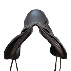 JRD Saddlery Bella 17" Used Dressage Saddle -Farm House Tack Store D586 JRD Bella 17in Reg blk 06