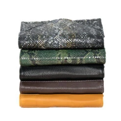 KL Select Phone Pocket