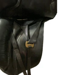 Black Country Eloquence 17" Used Dressage Saddle 8 Black Country Eloquence 17" Used Dressage Saddle -Farm House Tack Store Used black country eloquence dressage flap