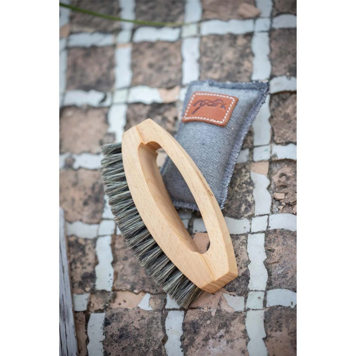 Penelope Soft Head Brush With Handle 3 Penelope Soft Head Brush With Handle