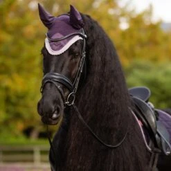 LeMieux Loire Fly Hood -Farm House Tack Store be388066 ebbb 429f a916 0c153a581ce5