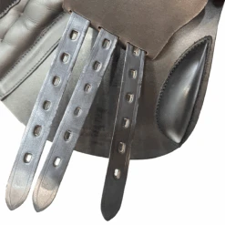 Black Country Quantum 17.5" Used Close Contact Saddle 17 Black Country Quantum 17.5" Used Close Contact Saddle -Farm House Tack Store c7ee06d7 0cfd 43a9 b253 83c37e46cd3d