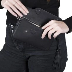 Antares Rio Pouch -Farm House Tack Store dc42c82f 01bf 49a4 9fcc e17c5ef668e9