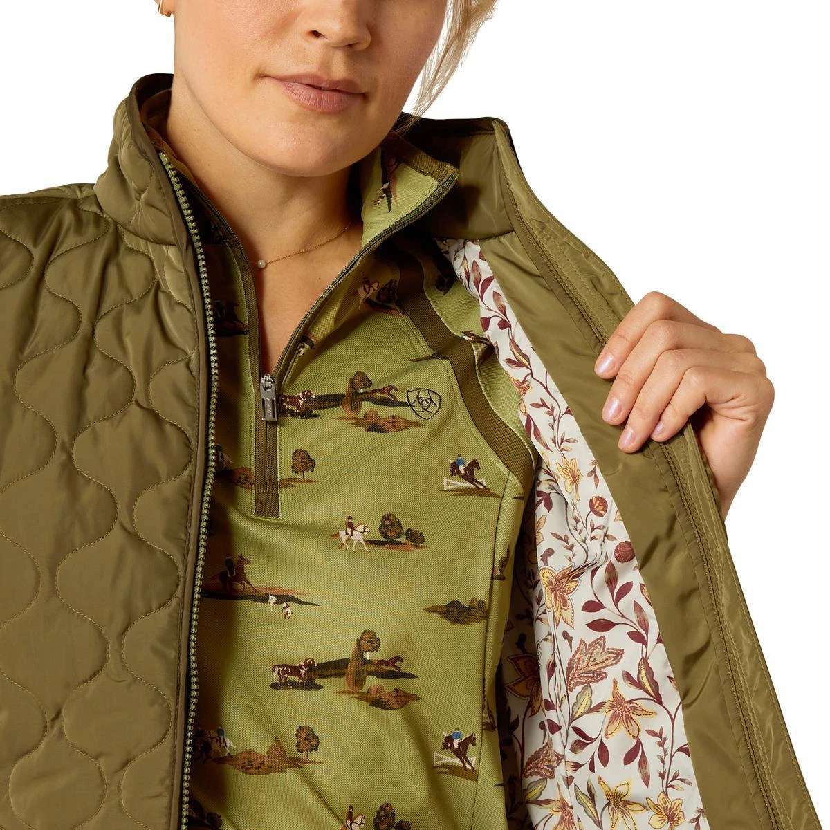 Ariat Women's Ashely 2.0 Insulated Vest - Sale 9 Ariat Women's Ashely 2.0 Insulated Vest - Sale - Image 7