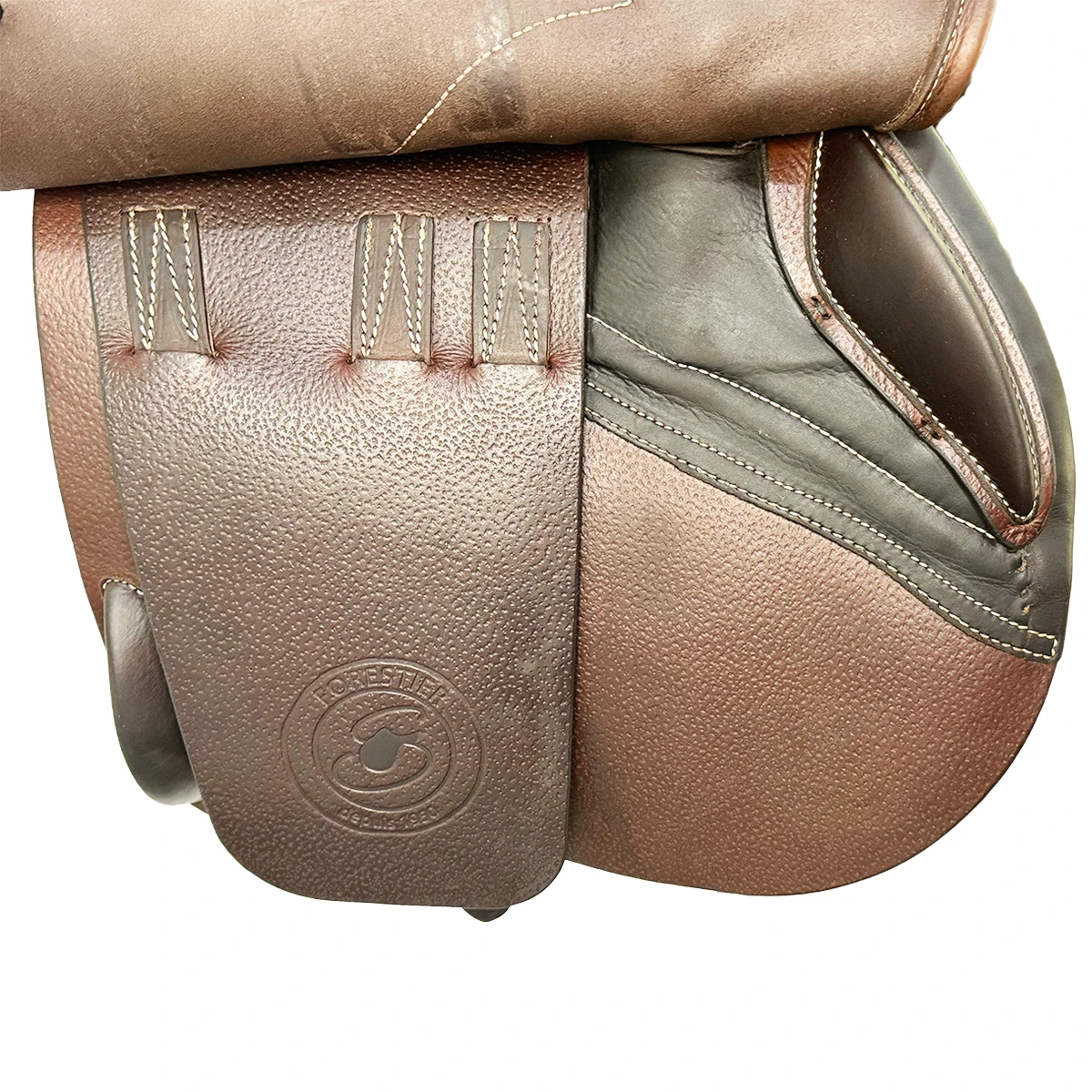 Forestier Seoul 18" Used Close Contact Saddle 8 Forestier Seoul 18" Used Close Contact Saddle - Image 6