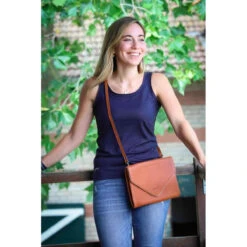 Penelope Laure Clutch 25 Penelope Laure Clutch -Farm House Tack Store pochette laure cognac