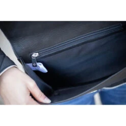 Penelope Laure Clutch 18 Penelope Laure Clutch -Farm House Tack Store pochette laure noir 3