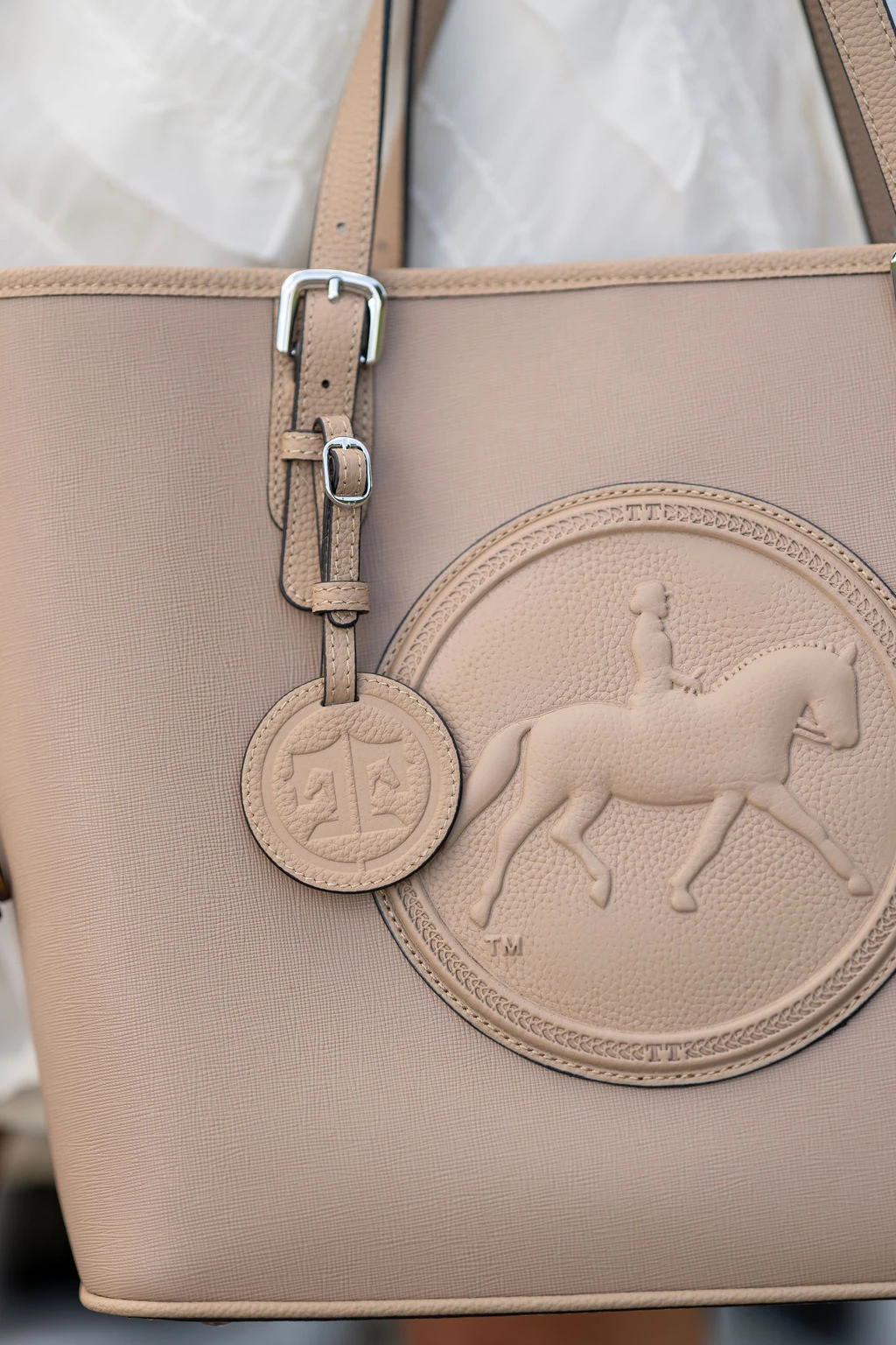 Tucker Tweed The James River Carry All: Dressage 4 Tucker Tweed The James River Carry All: Dressage - Image 2